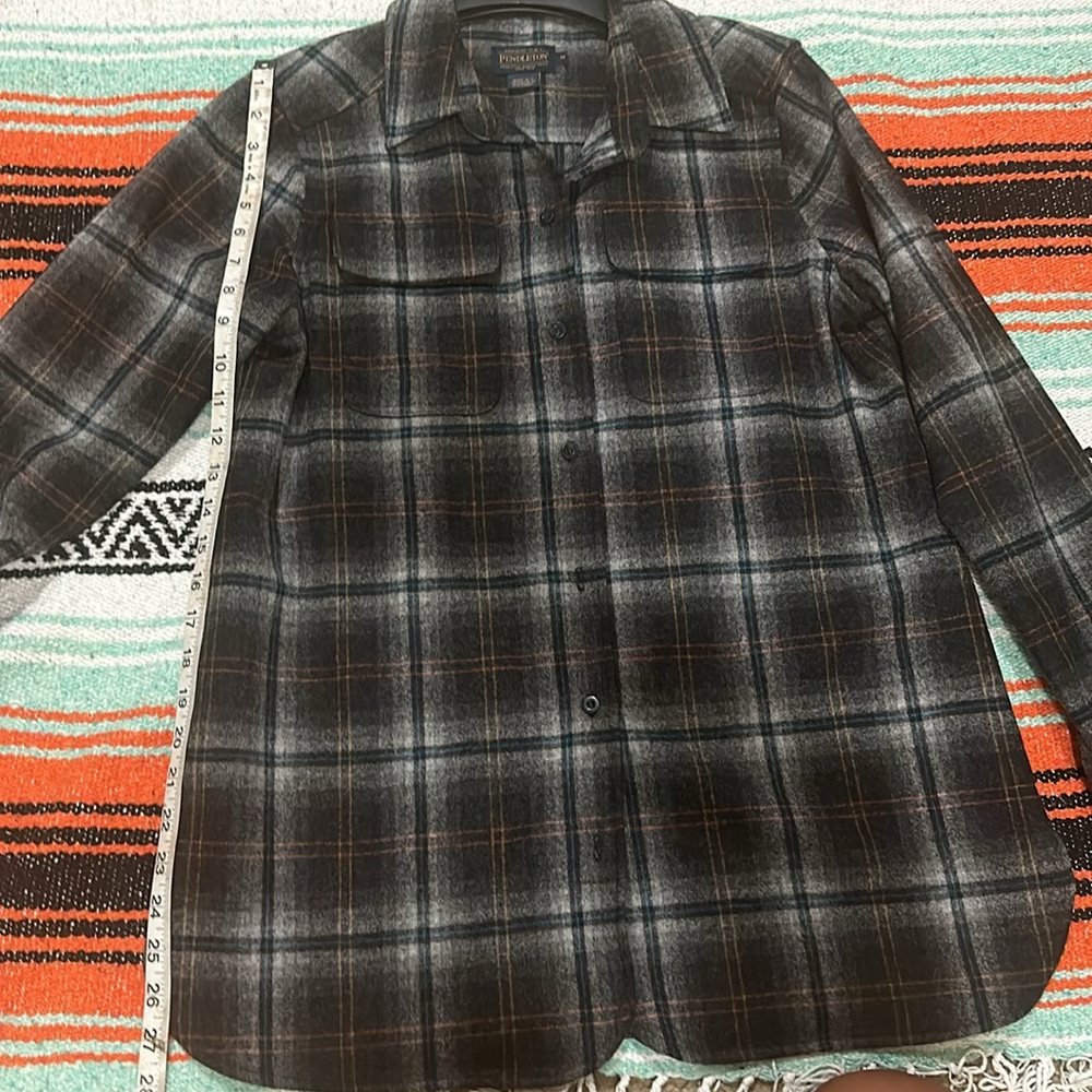 Women’s Pendleton - Picture 3 of 4